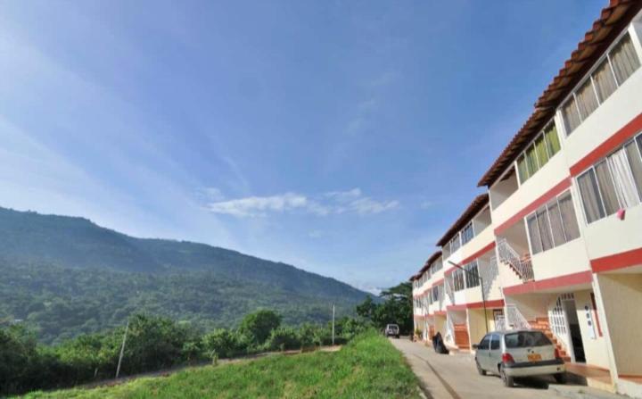 Apartamento De Lujo San Gil Exterior photo